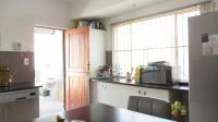 Kitchen - 30 square meters of property in Rewlatch