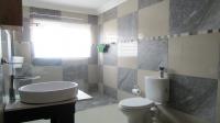 Bathroom 3+ - 9 square meters of property in Sagewood