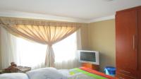 Bed Room 1 - 13 square meters of property in Sagewood