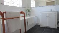 Main Bathroom - 8 square meters of property in West Beach