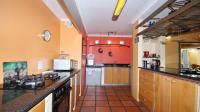 Kitchen - 14 square meters of property in West Beach