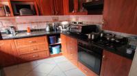 Kitchen - 16 square meters of property in Dobsonville