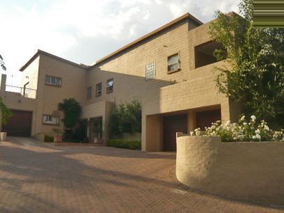 3 Bedroom Duet for Sale For Sale in Sundowner - Private Sale - MR28284