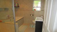 Bathroom 1 - 6 square meters of property in Crestholme