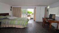 Main Bedroom - 72 square meters of property in Zinkwazi