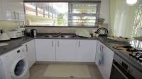 Kitchen - 36 square meters of property in Zinkwazi