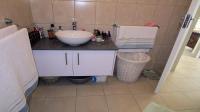 Main Bathroom - 19 square meters of property in Zinkwazi