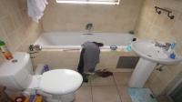 Bathroom 1 - 5 square meters of property in Zandspruit