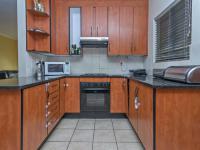 Kitchen - 9 square meters of property in Zandspruit