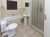 Bathroom 1 - 5 square meters of property in Zandspruit