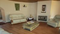 Lounges - 40 square meters of property in Lenasia