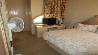 Bed Room 3 - 15 square meters of property in Lenasia