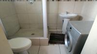 Bathroom 1 - 4 square meters of property in Kenville