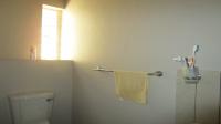 Main Bathroom - 3 square meters of property in Waterval East