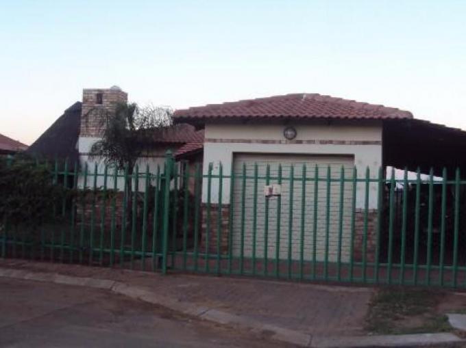 3 Bedroom House for Sale For Sale in Waterval East - MR284867