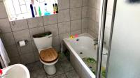Bathroom 1 - 7 square meters of property in Parkdene (JHB)