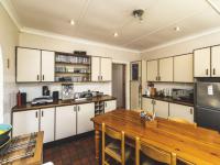 Kitchen of property in Beacon Bay