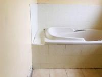 Bathroom 2 of property in Umtata