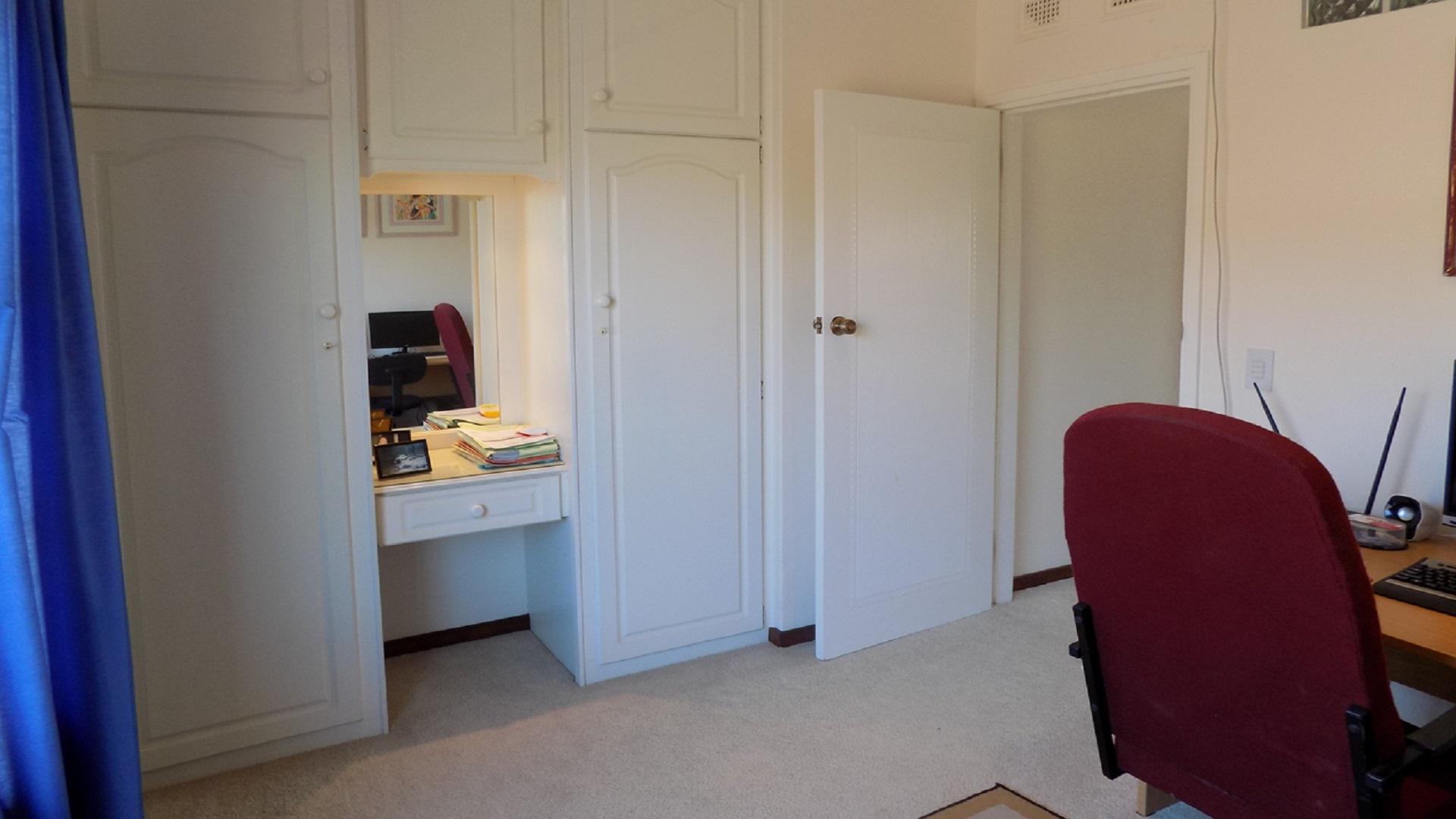 Bed Room 2 - 12 square meters of property in Hibberdene