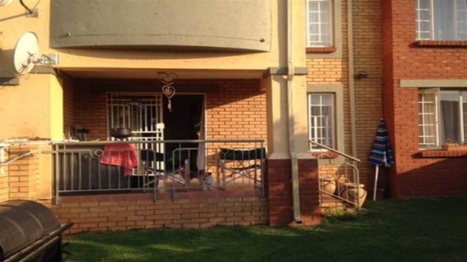 2 Bedroom Simplex to Rent in Mooikloof - Property to rent - MR285317