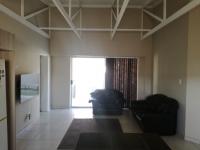 Lounges - 17 square meters of property in Waterval East