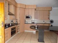 Kitchen - 40 square meters of property in Carletonville