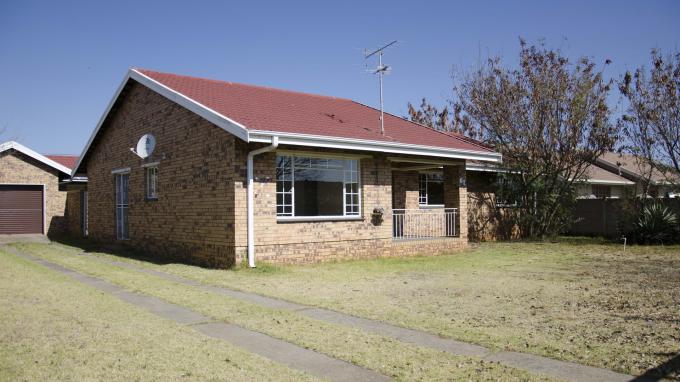 3 Bedroom House for Sale For Sale in Vaalpark - Home Sell - MR286765
