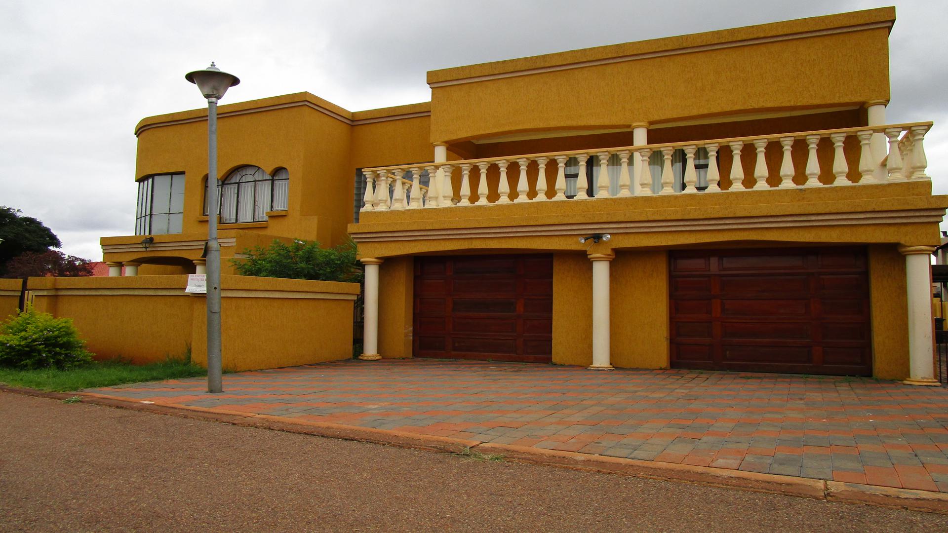 Front View of property in Clarina