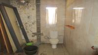 Bathroom 1 - 9 square meters of property in Roodekop
