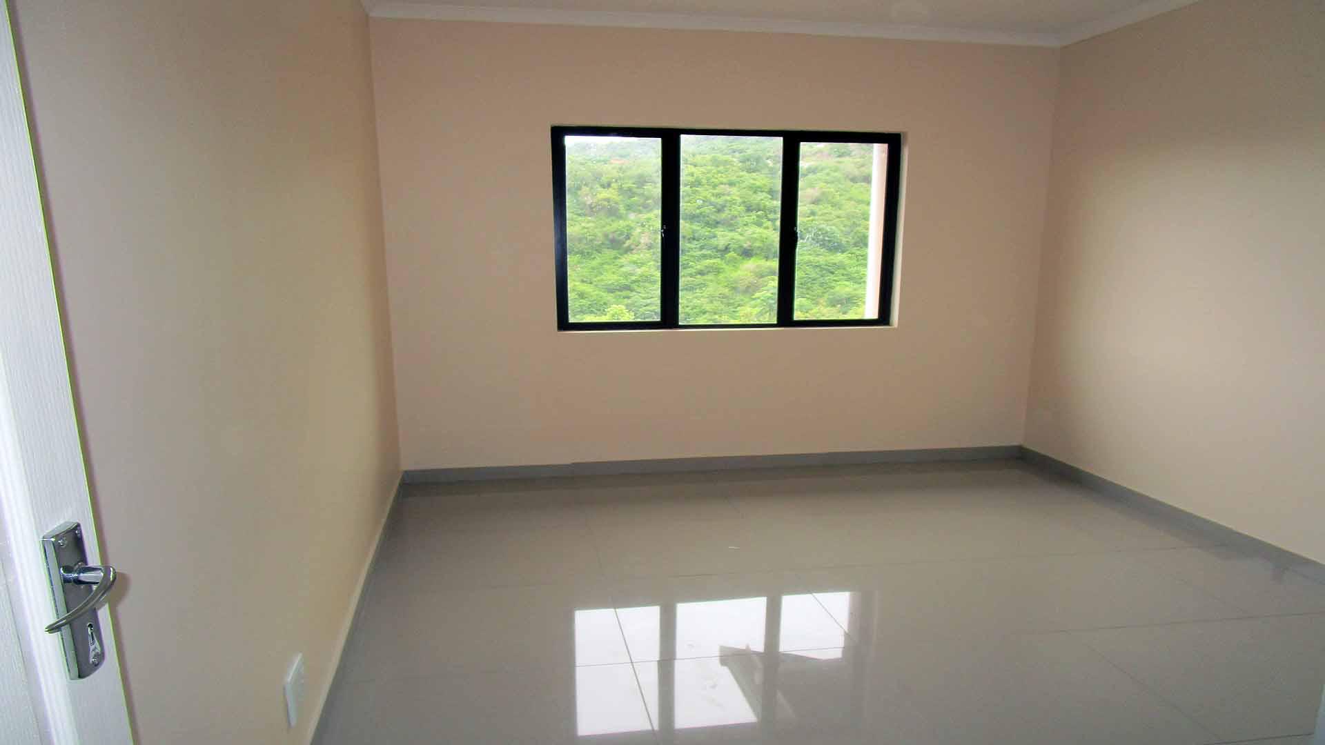 Bed Room 1 - 15 square meters of property in Reservoir Hills KZN