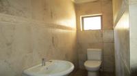 Bathroom 1 - 14 square meters of property in Kosmos Ridge