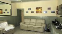 Lounges - 80 square meters of property in Hopefield