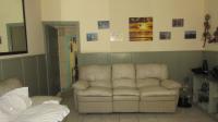 Lounges - 80 square meters of property in Hopefield