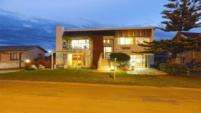 6 Bedroom House for Sale For Sale in Agulhas - Private Sale - MR287503