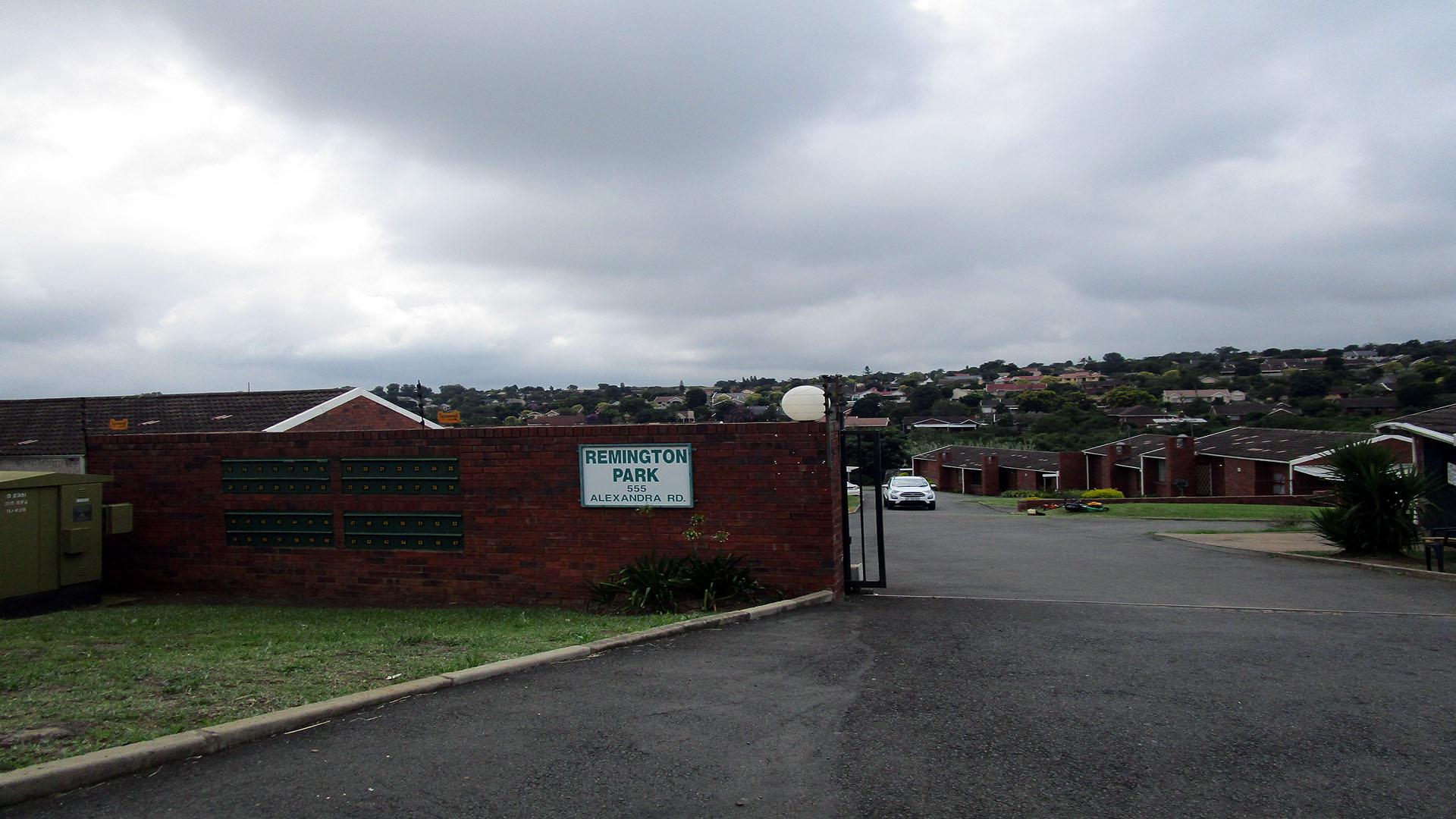 Front View of property in Hazelmere