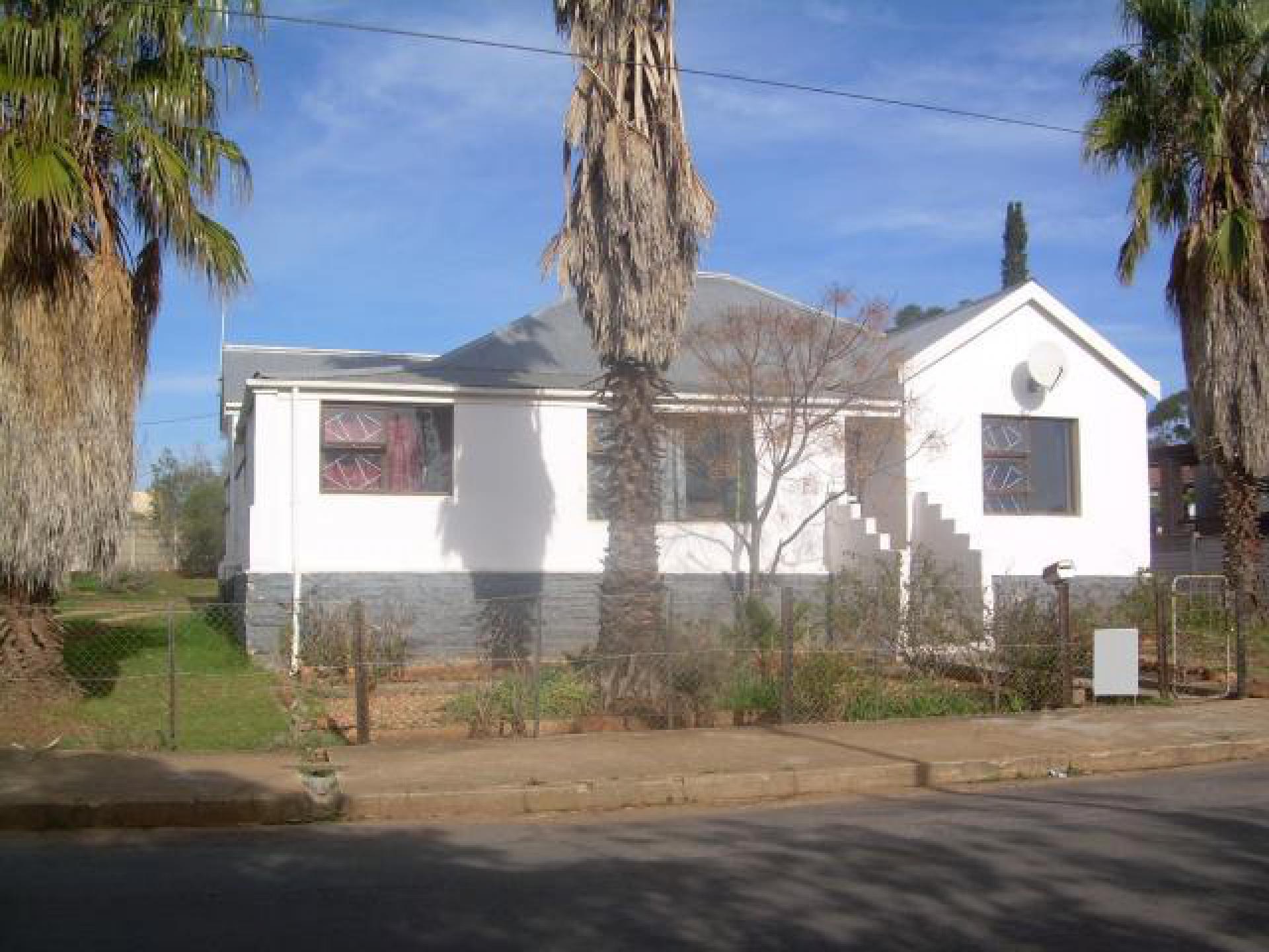 Front View of property in Riversdale WC