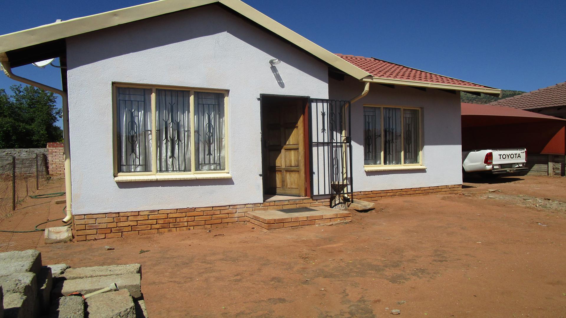 Front View of property in Tlhabane West