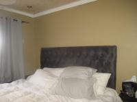 Bed Room 1 of property in Mamelodi
