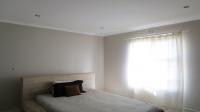 Main Bedroom - 15 square meters of property in Clayville