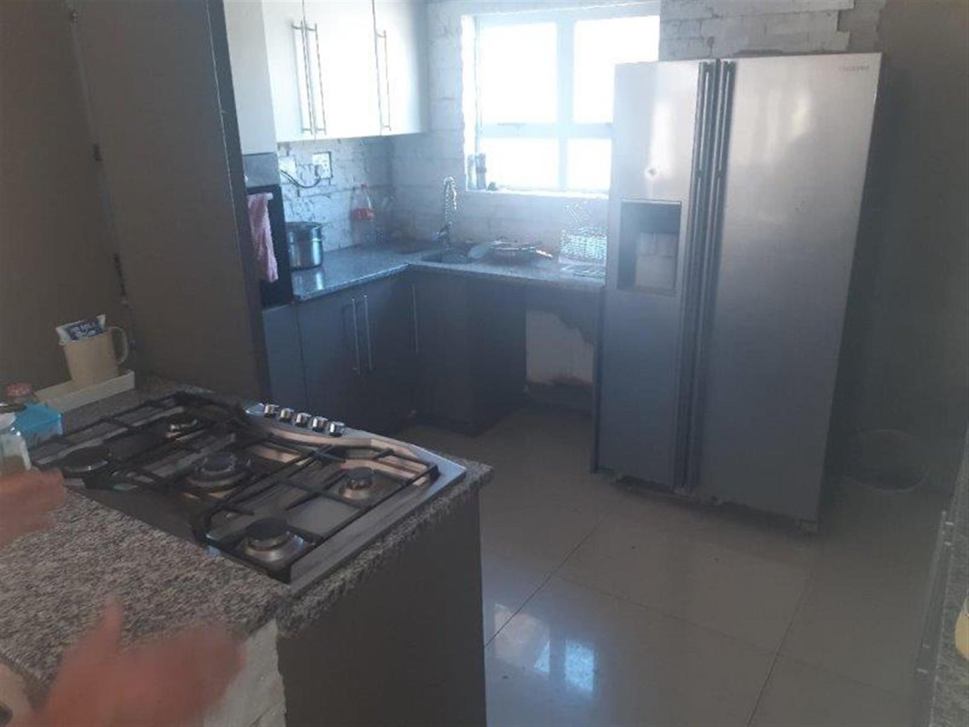 Kitchen of property in Kraaifontein