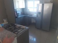 Kitchen of property in Kraaifontein