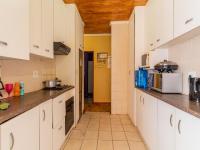 Kitchen - 11 square meters of property in Erasmus