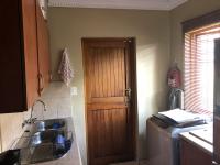 Kitchen - 13 square meters of property in Heatherview