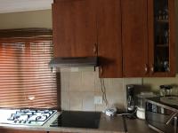 Kitchen - 13 square meters of property in Heatherview