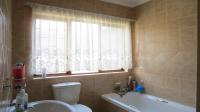 Bathroom 1 - 6 square meters of property in Heatherview