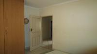Bed Room 2 - 16 square meters of property in Heatherview
