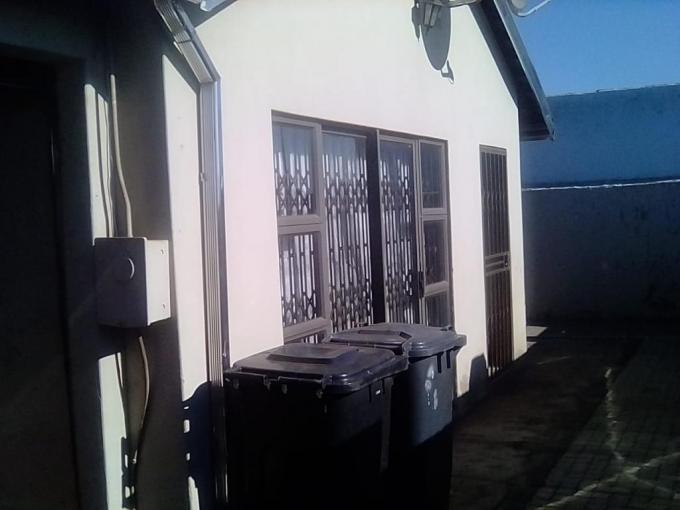 3 Bedroom House for Sale For Sale in Thokoza - MR289787