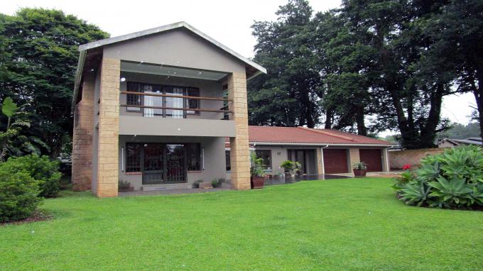 4 Bedroom House for Sale For Sale in Hillcrest - KZN - Private Sale - MR290163