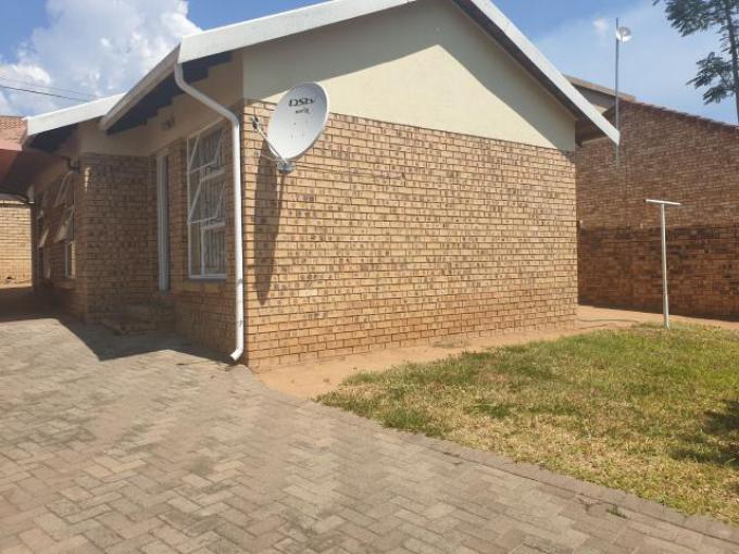Standard Bank EasySell 3 Bedroom House for Sale in West Acre