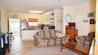Lounges - 16 square meters of property in Glenmarais (Glen Marais)